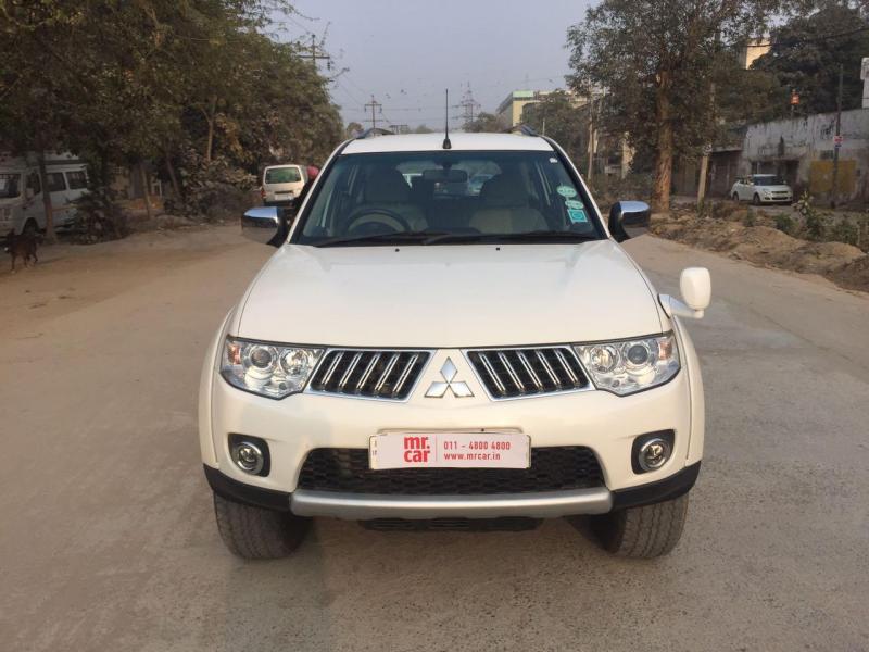 Mitsubishi Pajero Sport 2.5 MT 2013