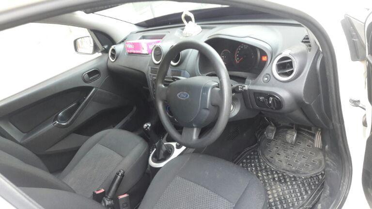 Ford Figo EXI DURATORQ 1.4 2014