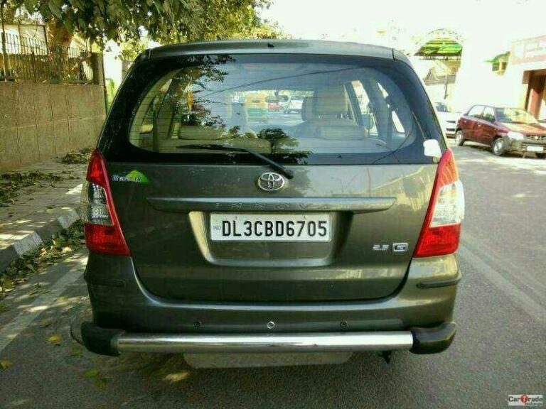 Toyota Innova 2.5 GX 7 STR BS IV 2013