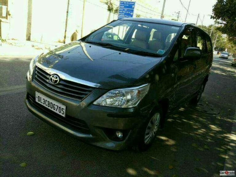 Toyota Innova 2.5 GX 7 STR BS IV 2013