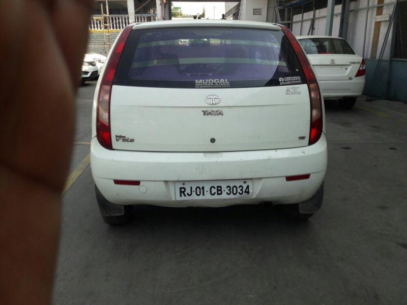 Tata Indica Vista Aqua Quadrajet BS-IV 2011