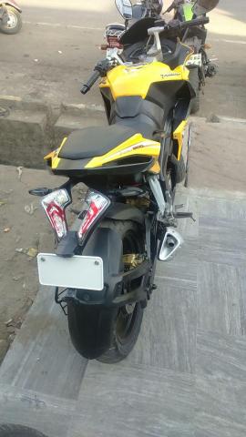 Bajaj Pulsar RS200 ABS 2015