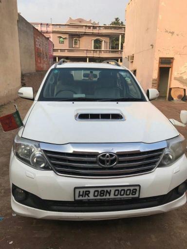 Toyota Fortuner 3.0 4x4 AT 2012