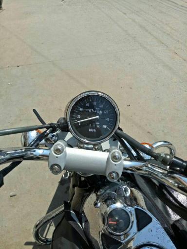 Bajaj Avenger 220 DTS-i 220 cc 2015