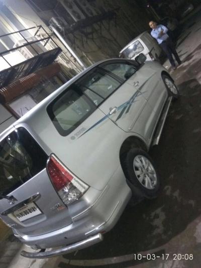 Toyota Innova 2.5 V 2010