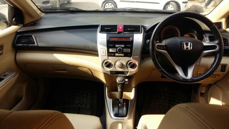 Honda City 1.5 V AT 2012