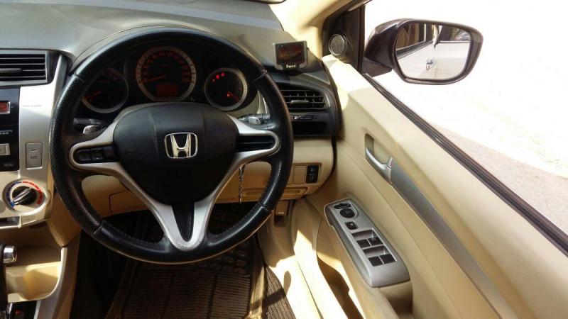 Honda City 1.5 V AT 2012