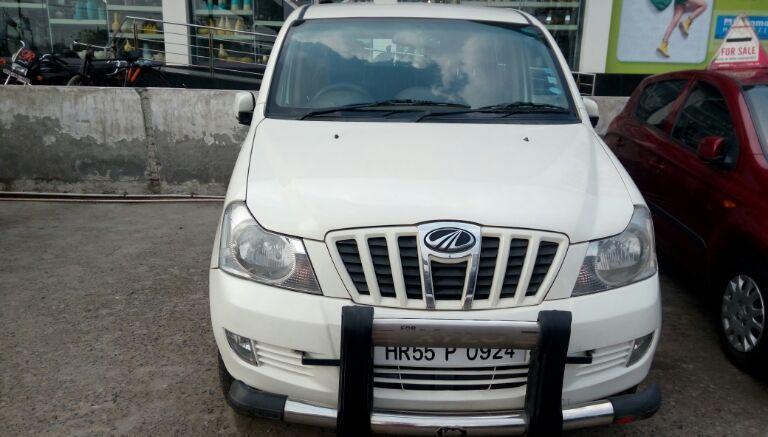 Mahindra Xylo E8 2011
