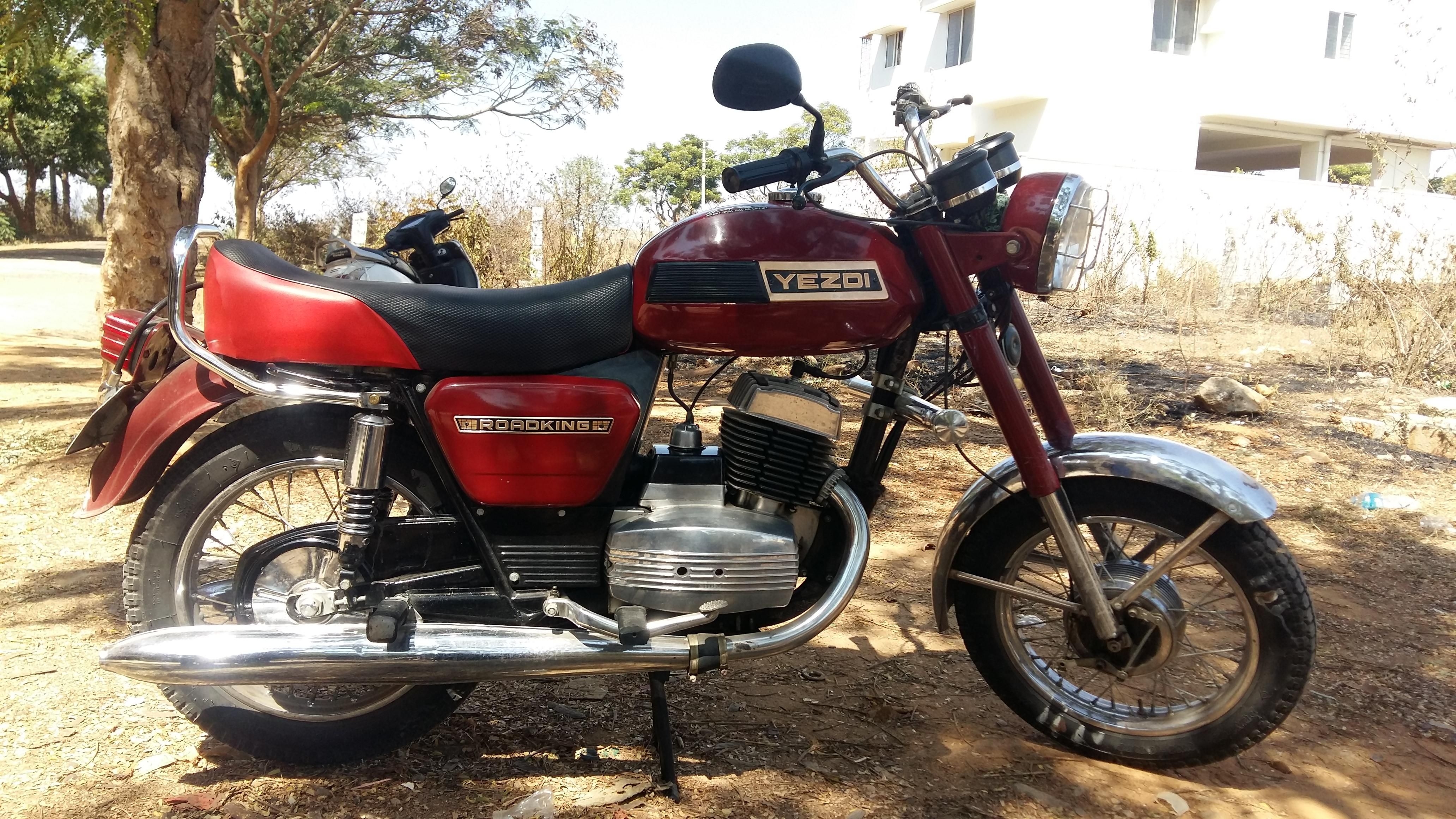 Ideal Jawa Yezdi Roadking Vintage Bike For Sale In Bangalore Id