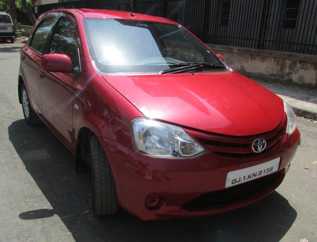 Toyota Etios Liva G 2012