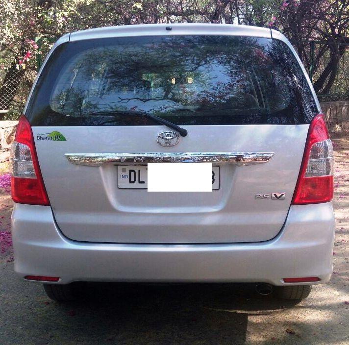 Toyota Innova 2.5 V 7 STR 2012