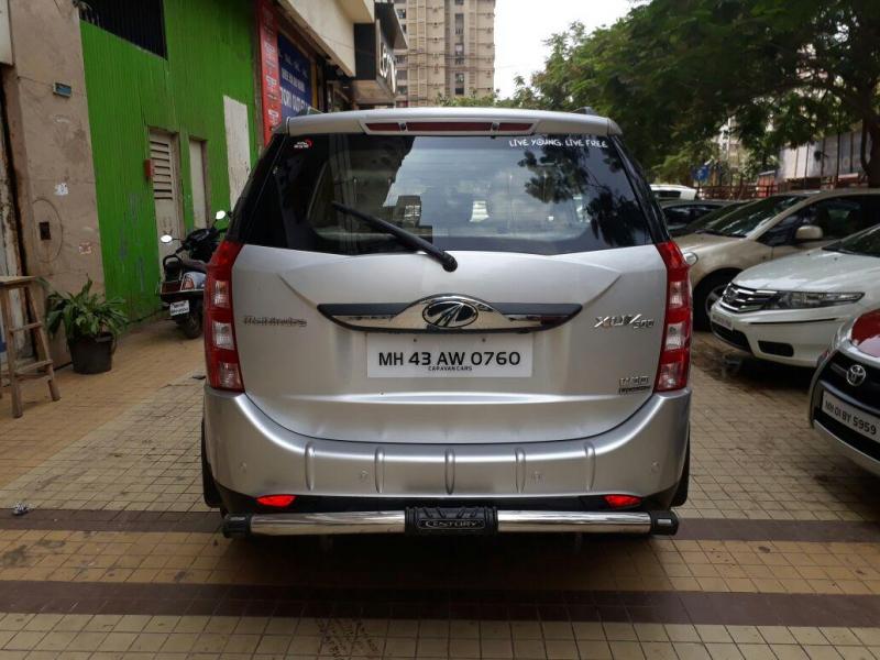 Mahindra XUV500 W10 AT 2016