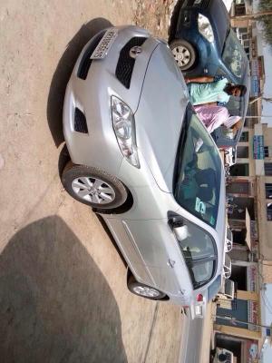 Toyota Corolla Altis 1.8 G AT 2010