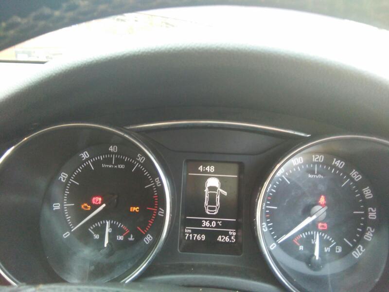 SKODA SUPERB Elegance 1.8 TSI MT 2012