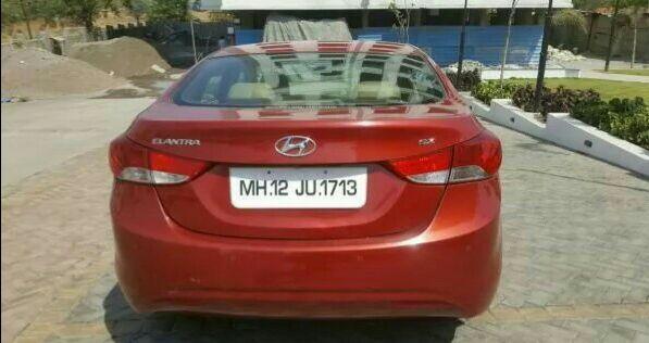Hyundai Elantra 1.6 Base 2013