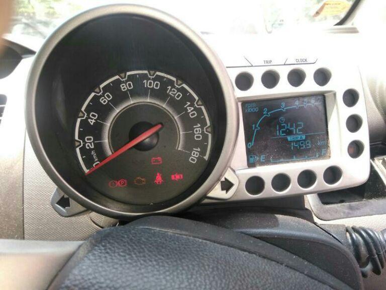 Chevrolet Beat LT Petrol 2010