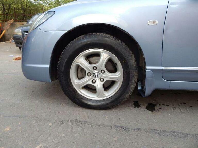 Honda Civic 1.8 V AT 2006