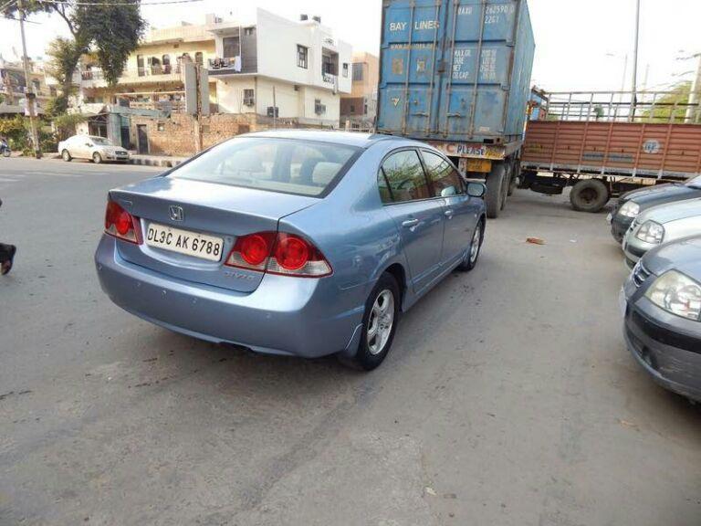 Honda Civic 1.8 V AT 2006