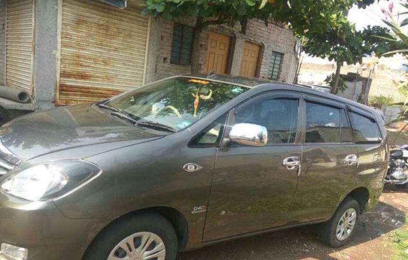 Toyota Innova 2.5 G 2010