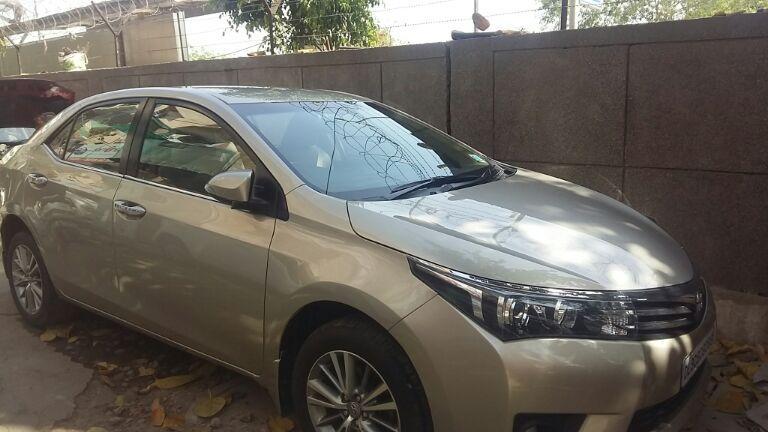 Toyota Corolla Altis VL AT Petrol 2015