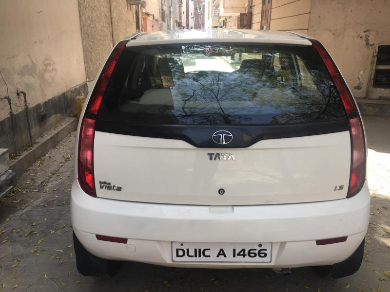 Tata Indica Vista Aqua 1.3 Quadrajet 2012