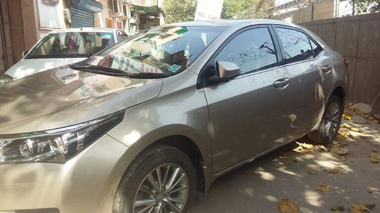 Toyota Corolla Altis VL AT Petrol 2015
