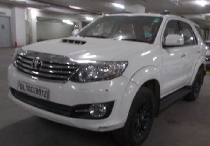 Toyota Fortuner 4x2 AT 2015