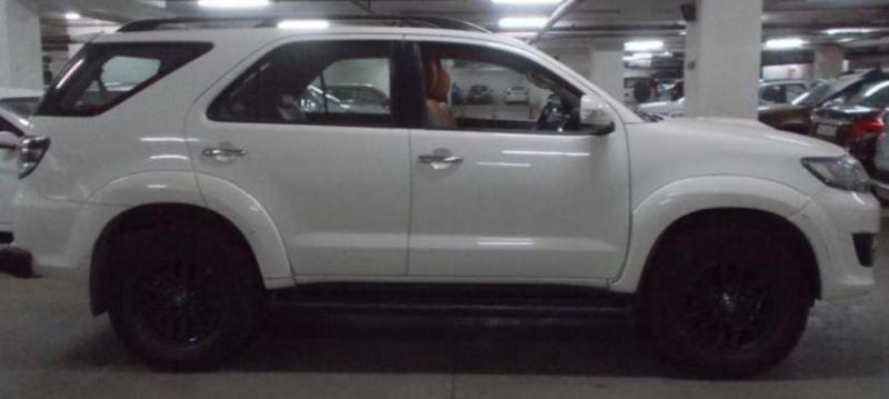 Toyota Fortuner 4x2 AT 2015