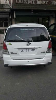 Toyota Innova 2.5 G 7 STR BS IV 2012