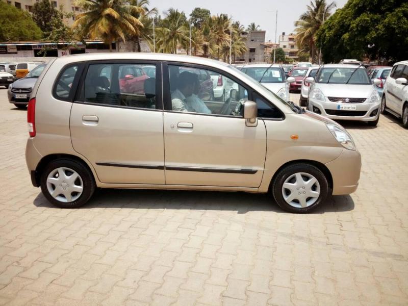 Maruti Suzuki Zen Estilo VXi 2011