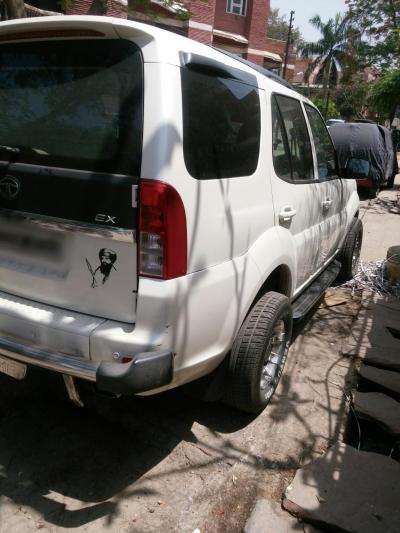 Tata Safari Storme 2.2 EX 4X2 2013