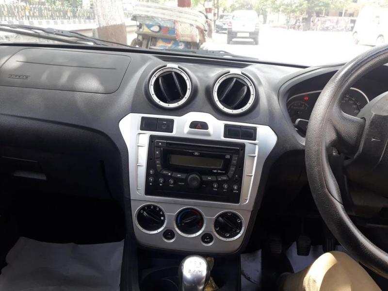 Ford Figo 1.4 TDCI TITANIUM 2012