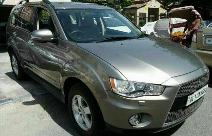 Mitsubishi Outlander 2.4 AT 2012