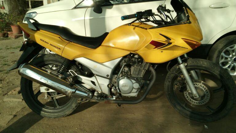 Hero Karizma 223cc 2006