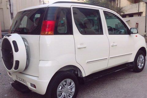 Mahindra Quanto C6 2013