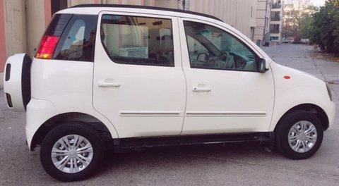 Mahindra Quanto C6 2013