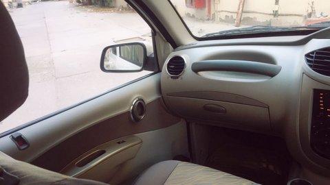 Mahindra Quanto C6 2013