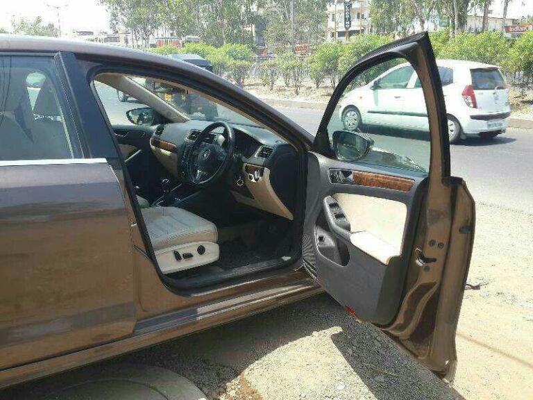 Volkswagen Jetta 2.0 TDI HIGHLINE MT 2012