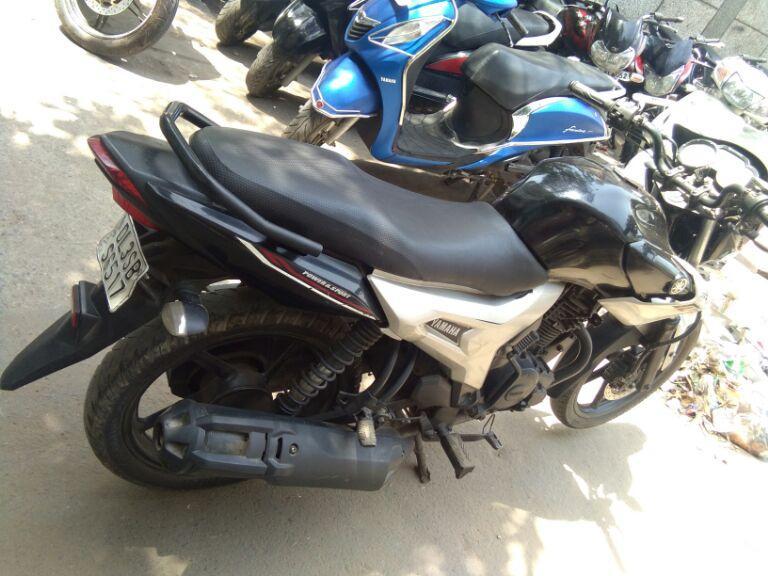 Yamaha SZR 150cc 2012
