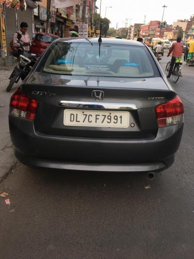 Honda City V i-VTEC 2009