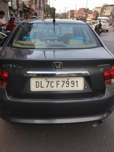 Honda City V i-VTEC 2009