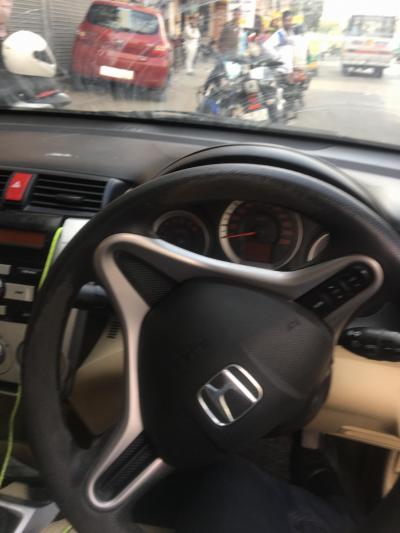 Honda City V i-VTEC 2009