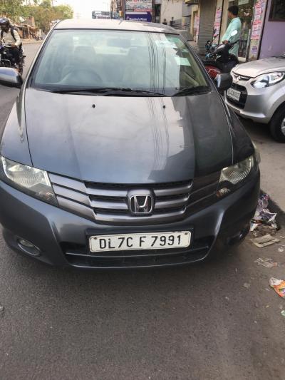 Honda City V i-VTEC 2009