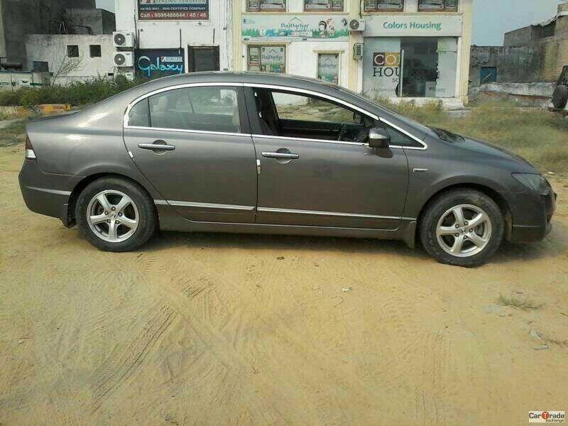 Honda Civic 1.8 V AT 2012