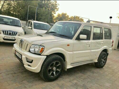 Mahindra Scorpio VLX 2010