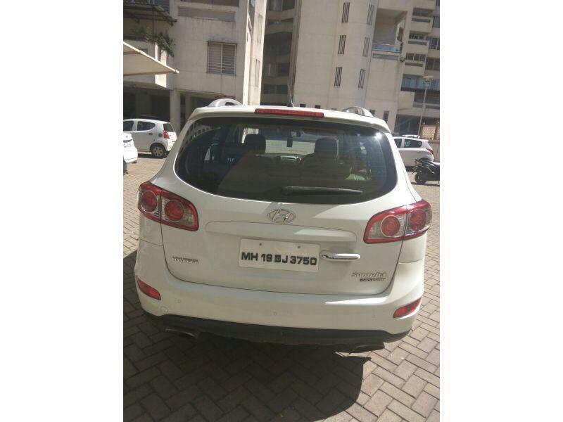 Hyundai Santa Fe 4WD AT 2012