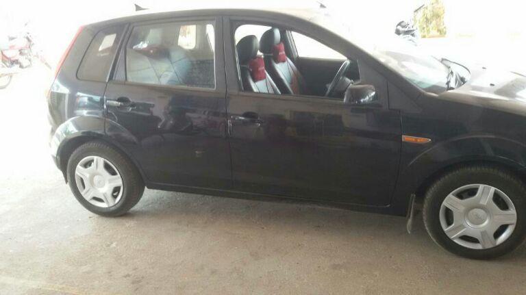 Ford Figo Titanium Plus 1.5 TDCi 2012