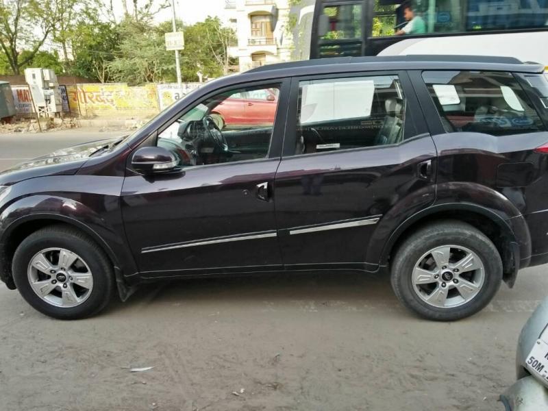Mahindra XUV500 W8 2013
