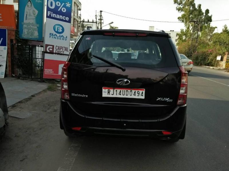 Mahindra XUV500 W8 2013