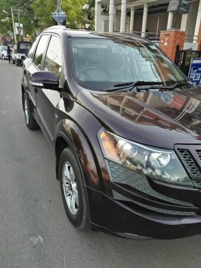 Mahindra XUV500 W8 2013